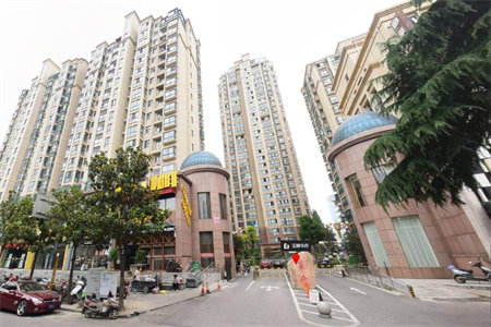 电力科信小区套三带地下车位、付房3室2厅1卫107㎡
